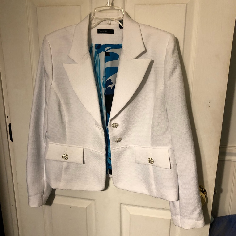 Valerie Stevens White & Blue Blazer
